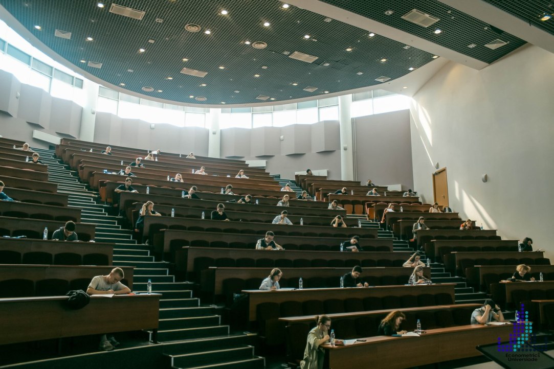 Студенты МИЭФ победили на Универсиаде по эконометрике